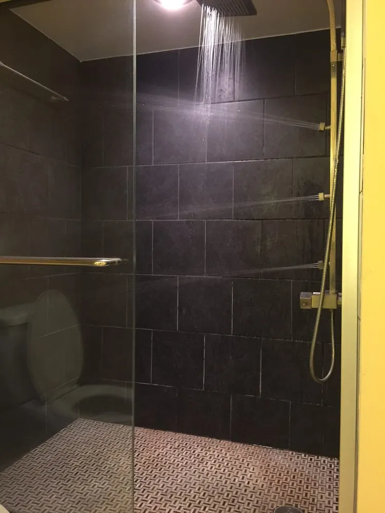 Slide of Doug's Plumbing & Repairs