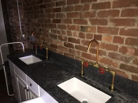 Downstream Plumbing Logo