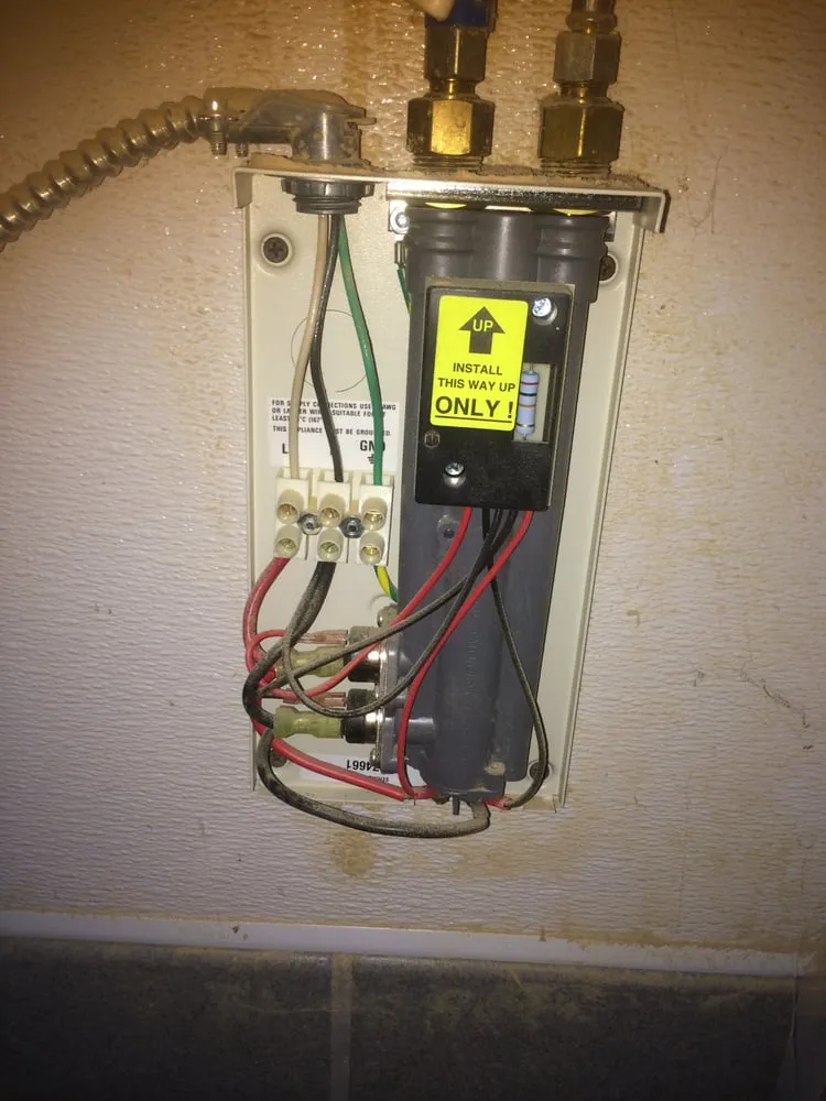 Slide of DQ Plumbing