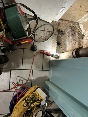 Drain & Sewer cleaning services Logo