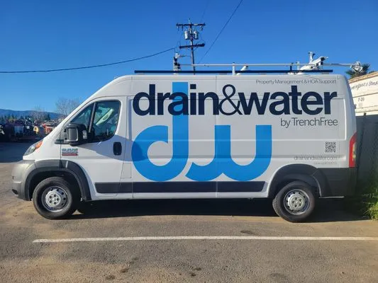 Drain & Water Plumbing Services Logo