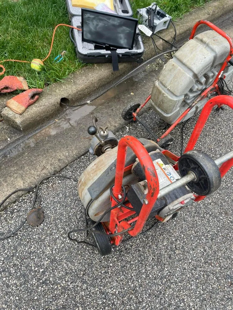 Top-rated water heater service service in Stoutsville, OH - Drain Bros