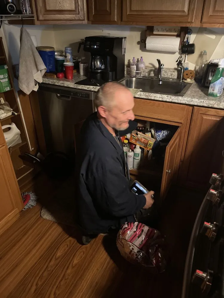 Top-rated water heater service for homes in Halethorpe, MD by Drain Cleaner