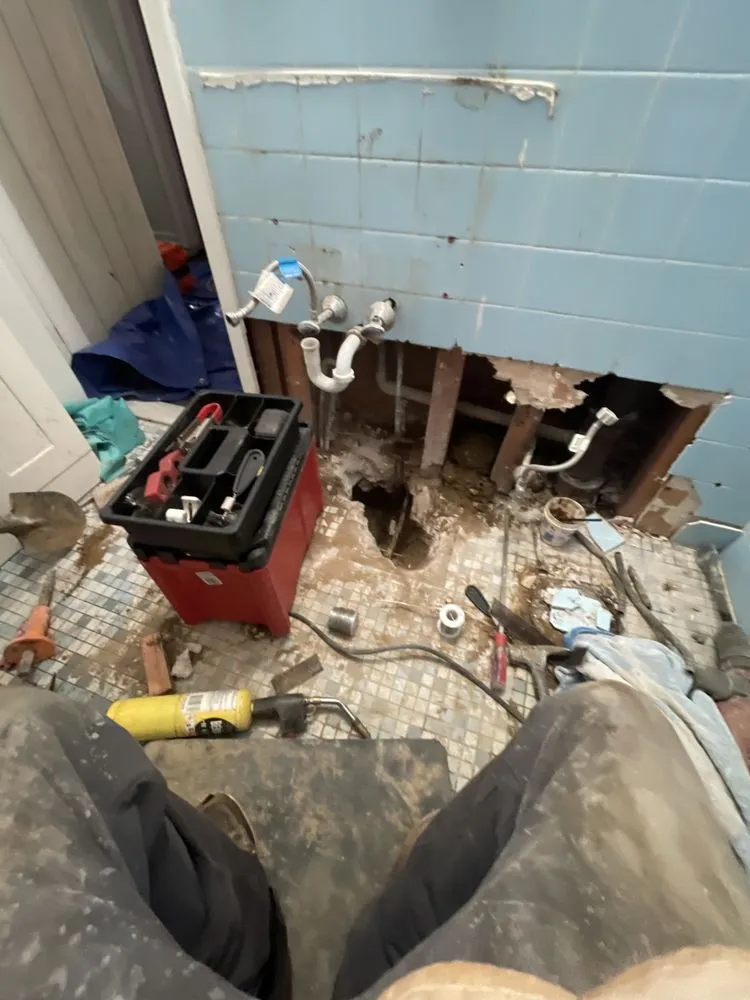 Slide of Drain experts