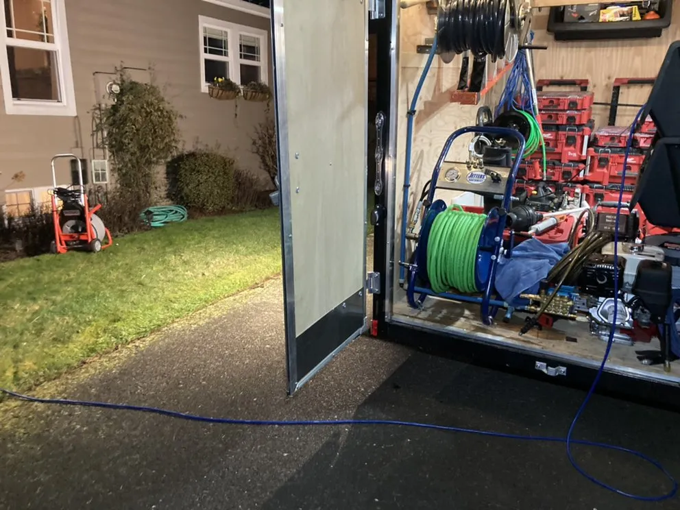 Slide of Drain Hound