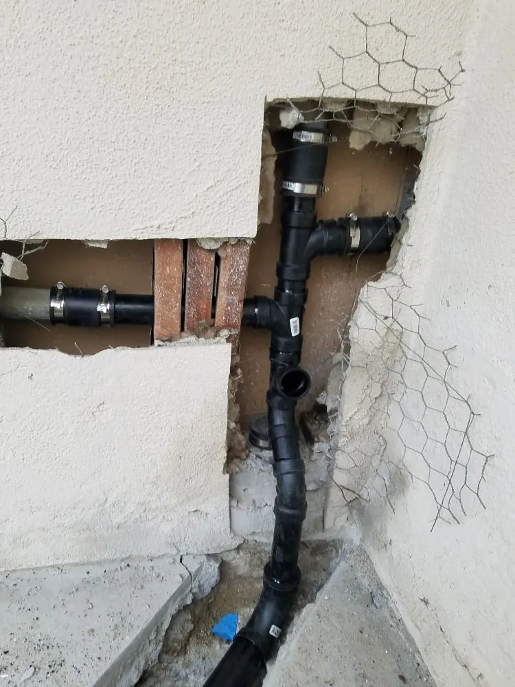 Professional emergency plumbing experts serving Mission Hills, CA - Drain Solutions Plumbing