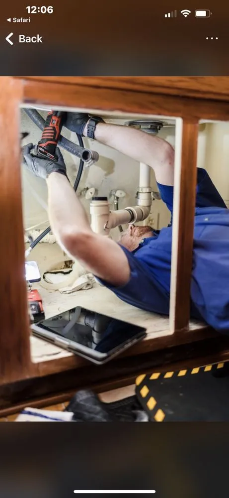Emergency drain cleaning for homes in Oakland, CA by Drainline Rooter & Plumbing Specialist