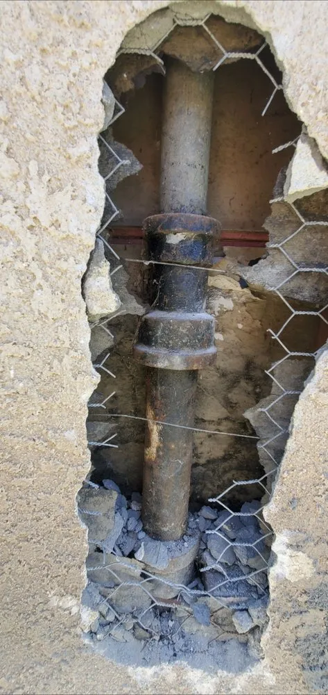 Slide of DrainMasters