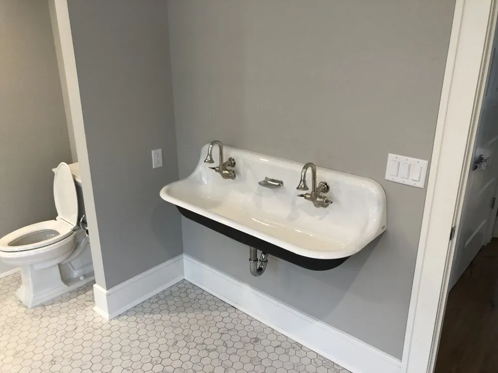 Expert water heater service experts serving Fort Lee, NJ - Dream Home Plumbing & Heating