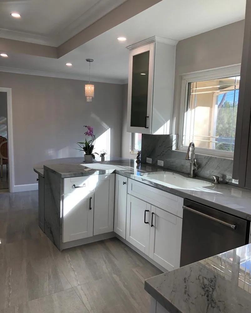 Slide of Dream Kitchen & Bath