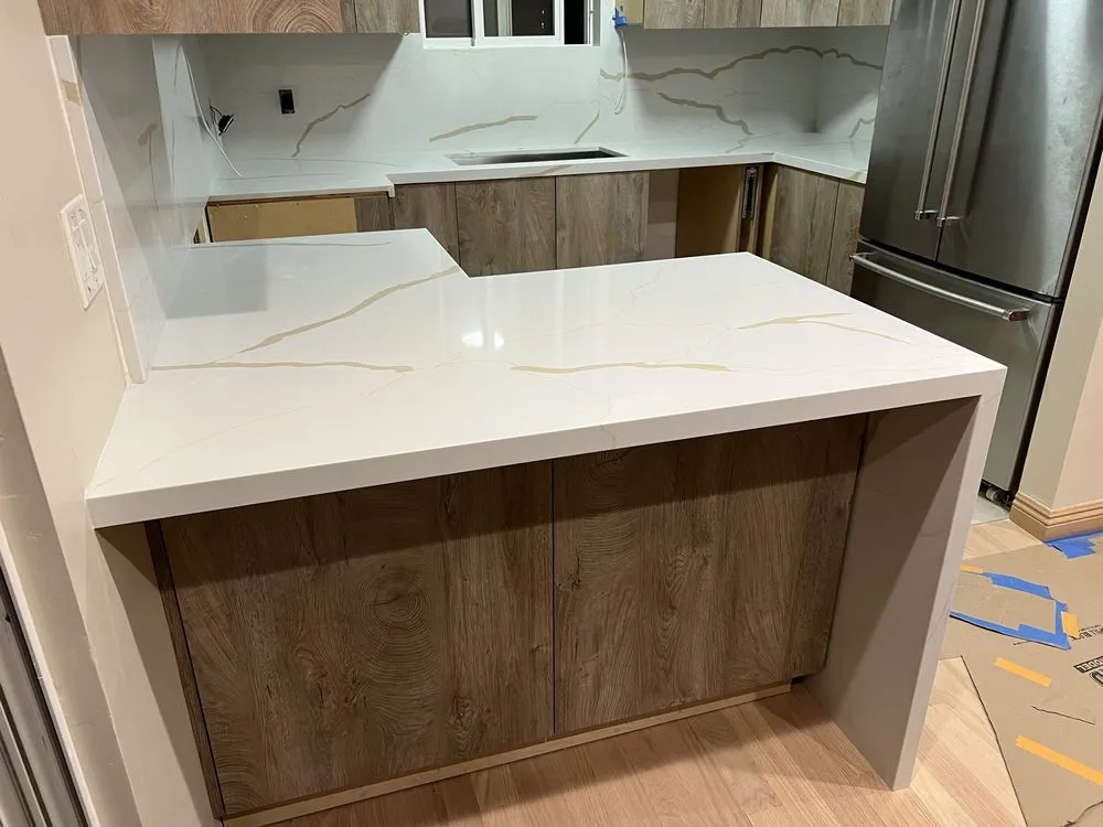 Slide of Dream Kitchen & Bath