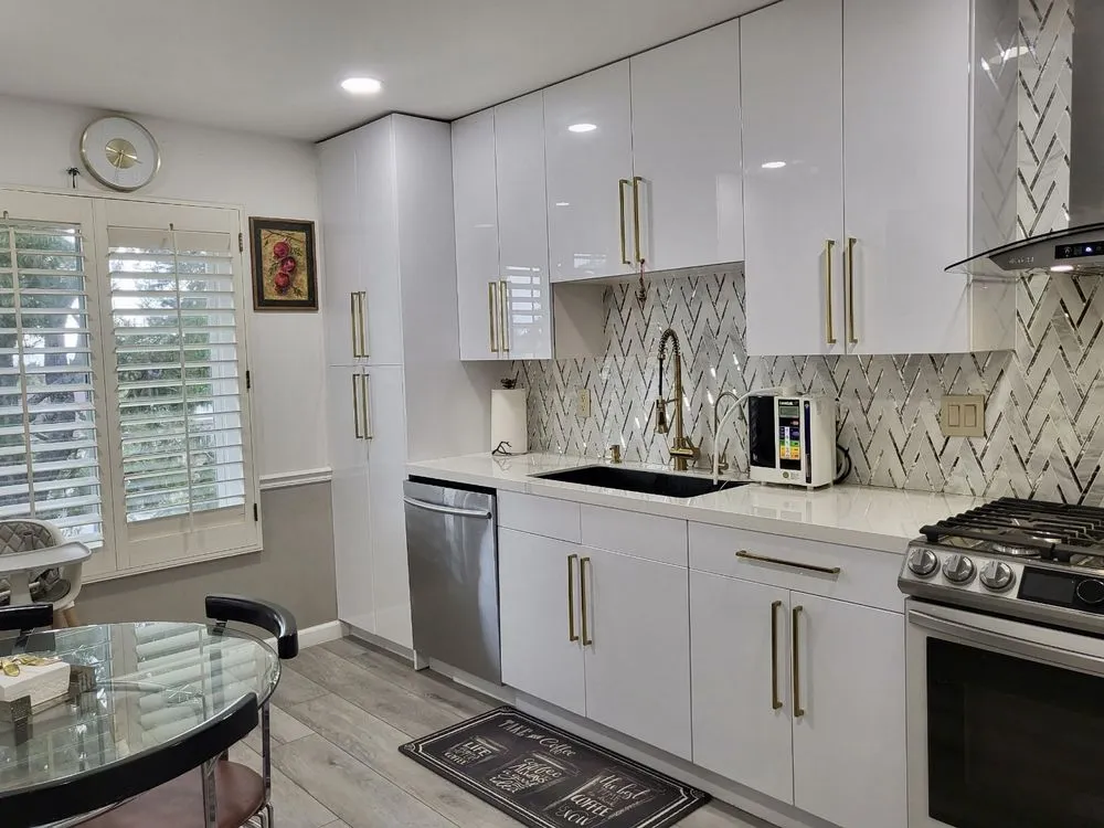 Professional emergency plumbing experts serving Van Nuys, CA - Dream Kitchen & Bath