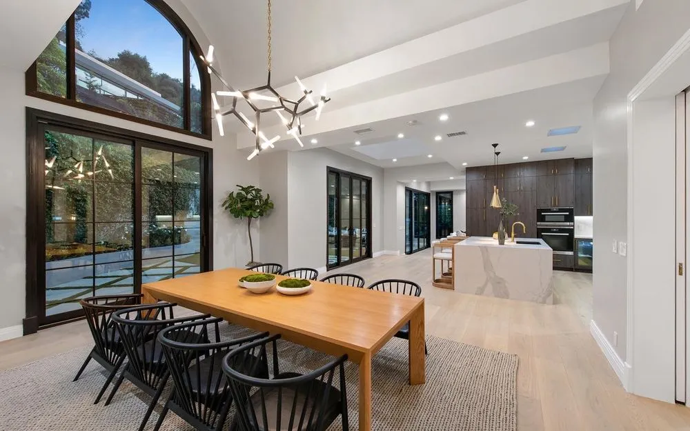 Slide of Dream Kitchen & Bath