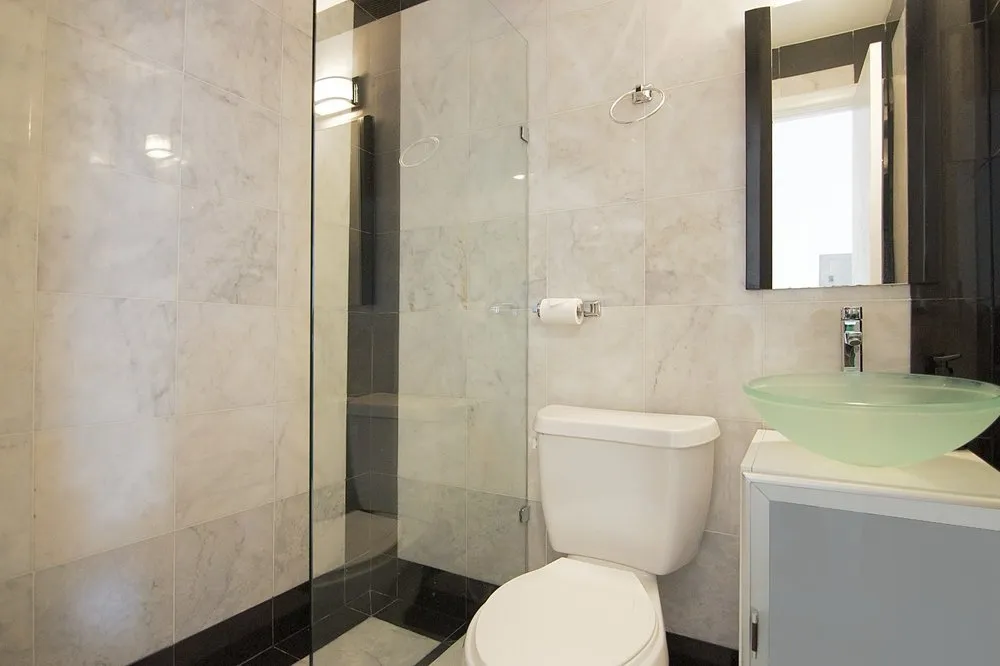 Slide of DreamLine Contractors