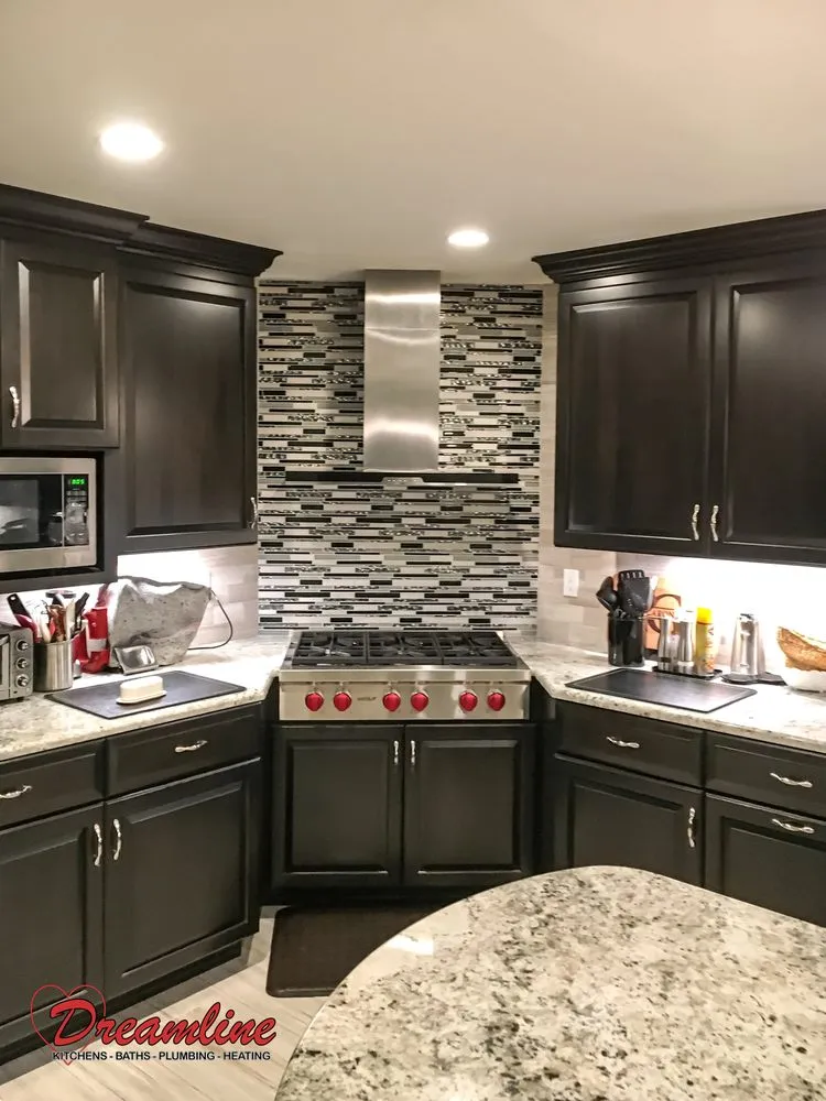 Slide of Dreamline Kitchens & Baths