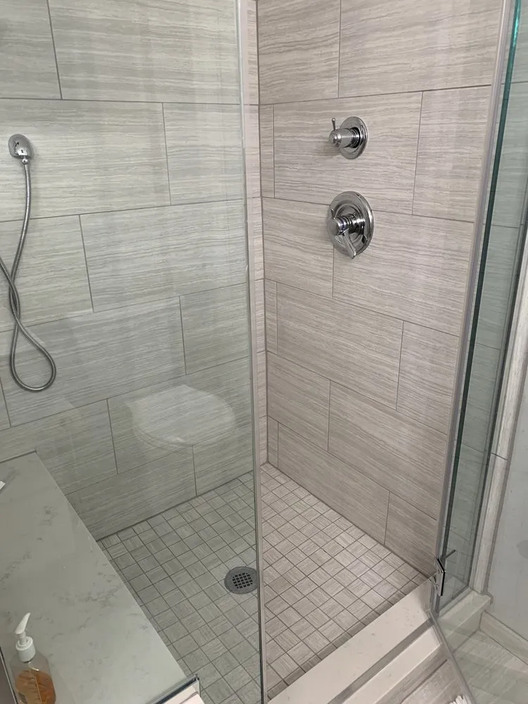 Slide of Dreamline Kitchens & Baths