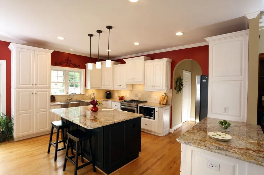 Slide of DreamMaker Bath & Kitchen Aiken