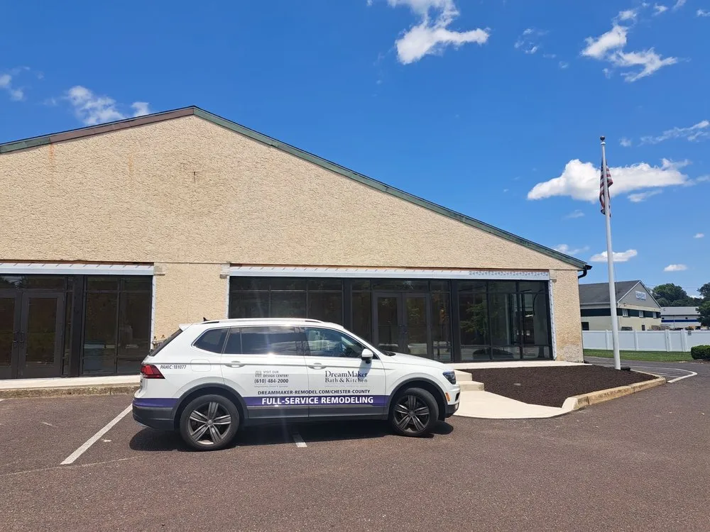 Slide of DreamMaker Bath & Kitchen of Chester County