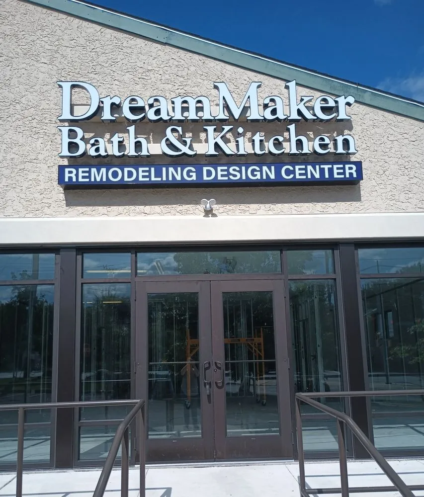 Slide of DreamMaker Bath & Kitchen of Chester County