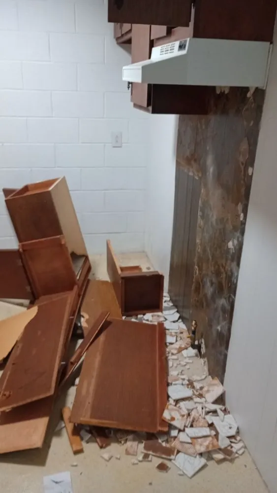 Slide of Drew's Handyman Service