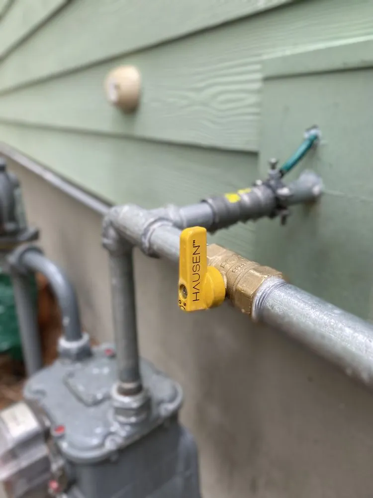 Affordable water heater service for homes in Adams Run, SC by Drip Doctor Plumbing