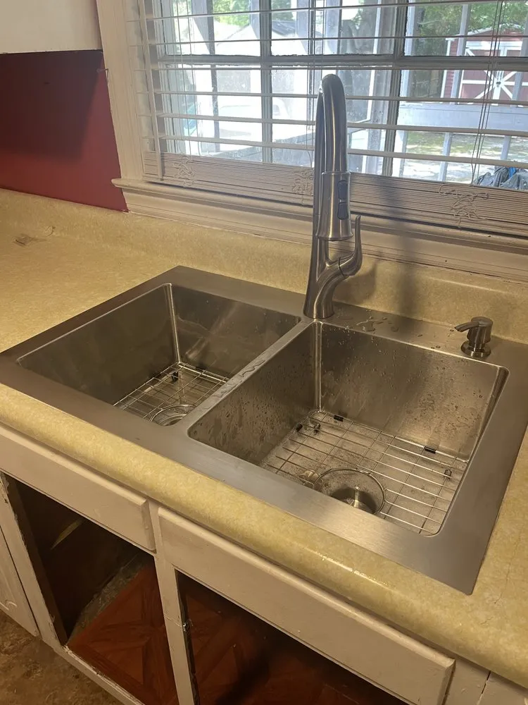 Slide of Drip Drop Plumbing