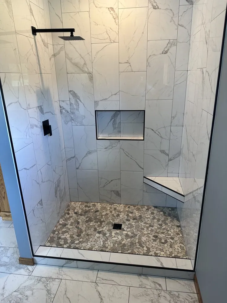 Slide of D’s Handyman Service