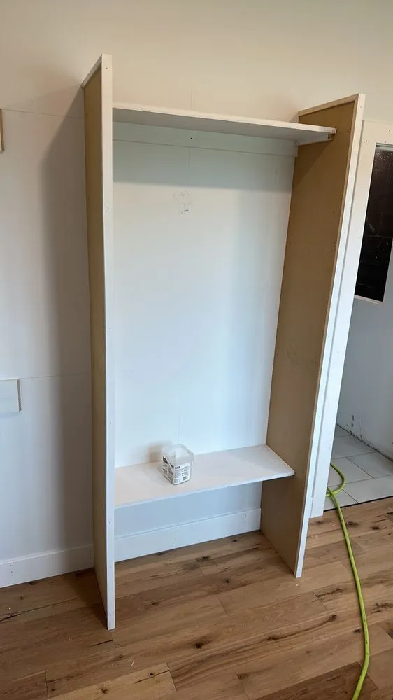 Slide of D’s Handyman Service