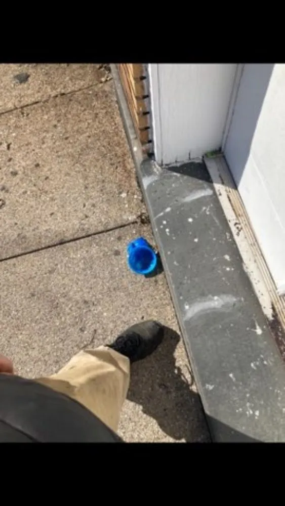 Slide of DT-Clogsman