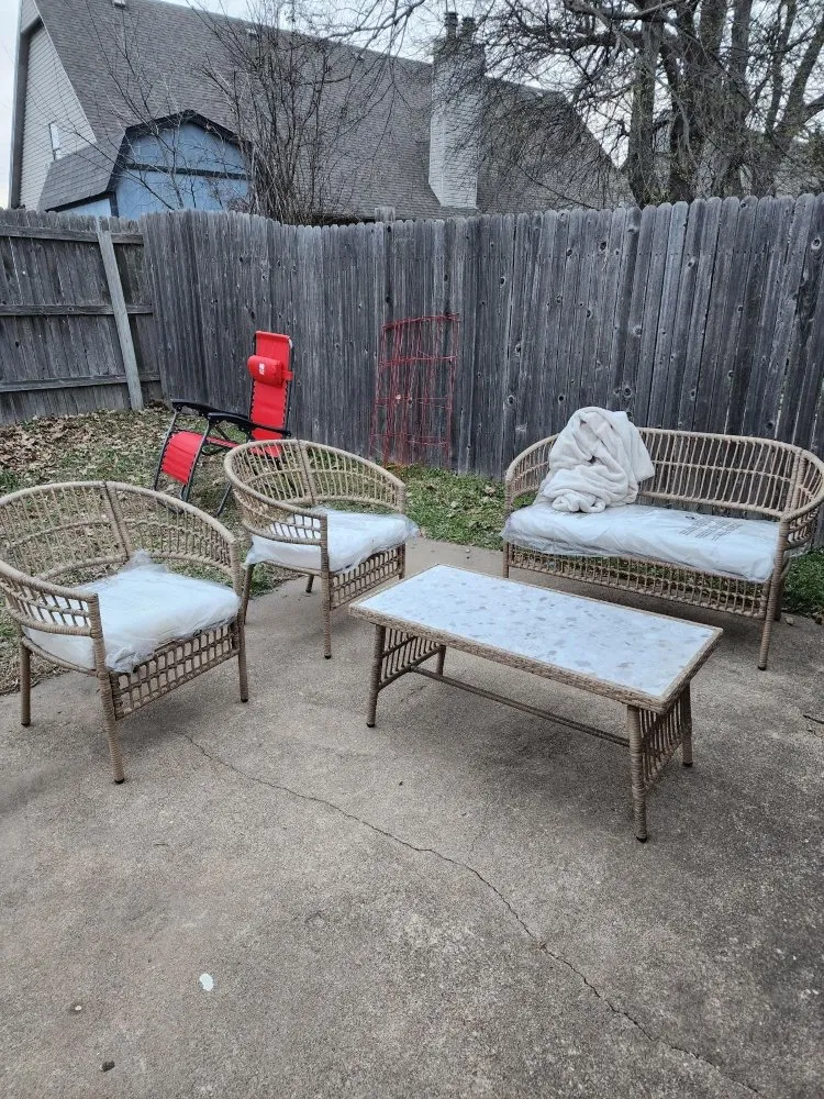 Slide of DT Handyman Services