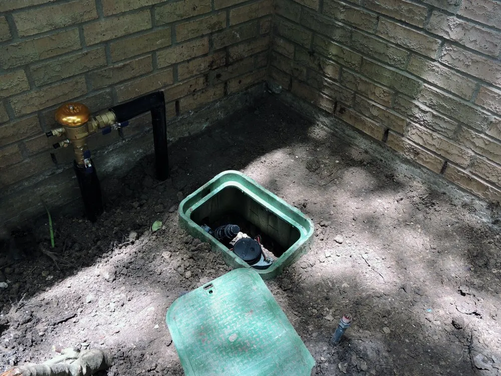 Slide of Du-West Services