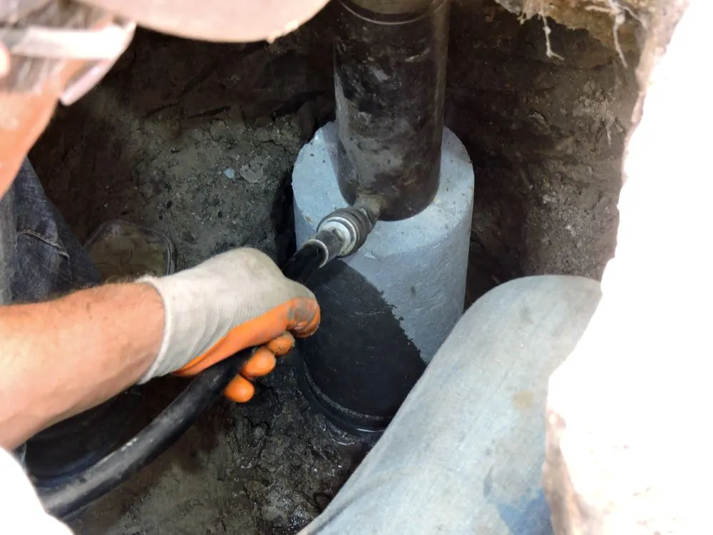 Slide of Du-West Services