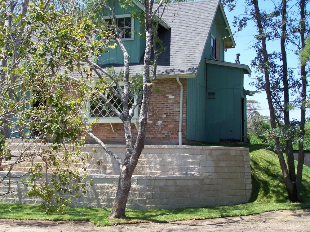 Slide of Du-West Services