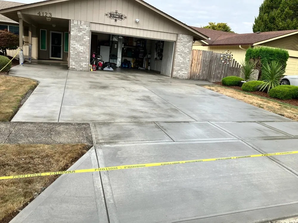 Slide of Duarte's Contracting & More