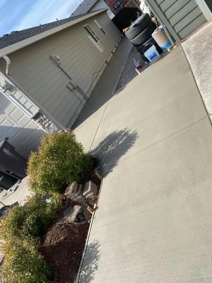 Emergency water heater service in Longview, WA by Duarte's Contracting & More