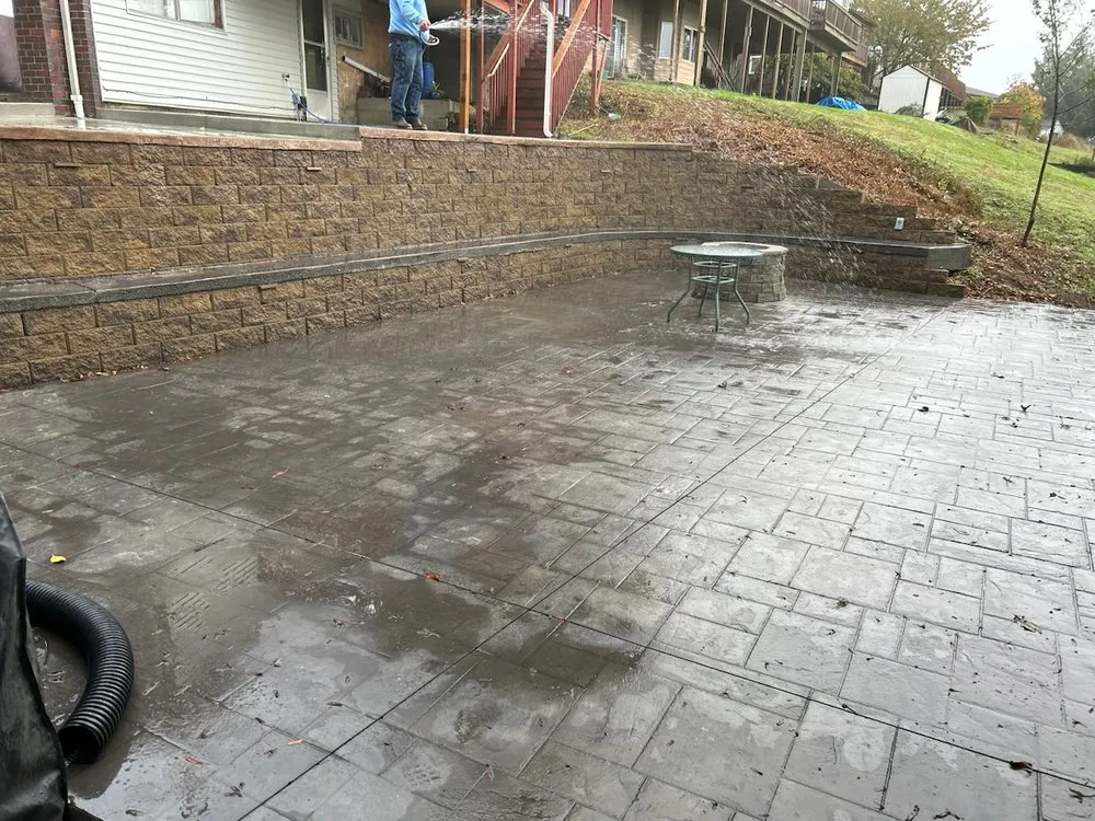 Slide of Duarte's Contracting & More