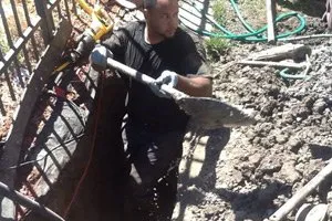 Slide of Dumb Clogs Sewer & Drain