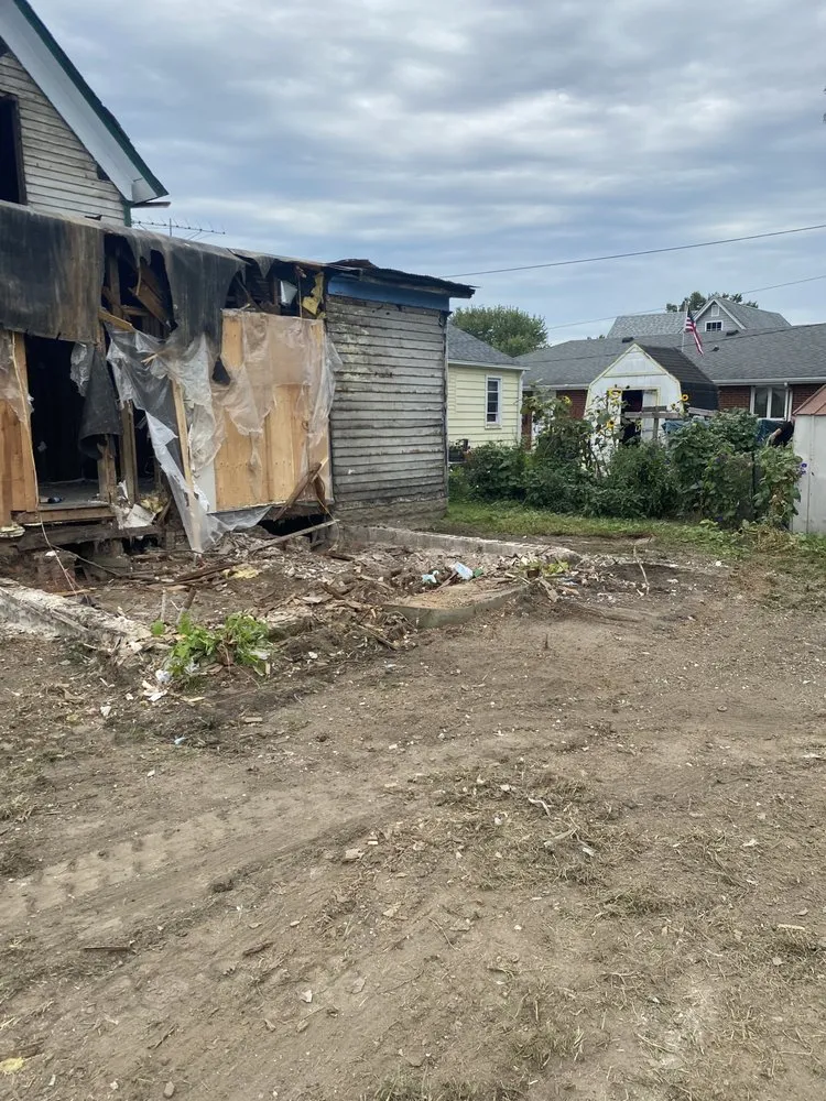 Slide of Duncan's Lawn Care