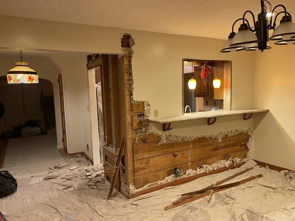 Slide of Duran Cully Renovations