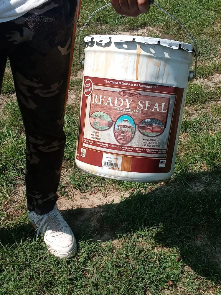 Slide of Dustie  Handyman