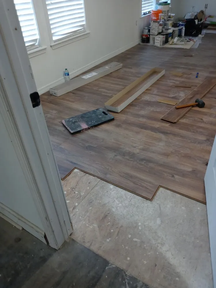 Slide of Dustie  Handyman