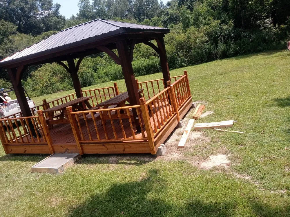 Slide of Dustie  Handyman