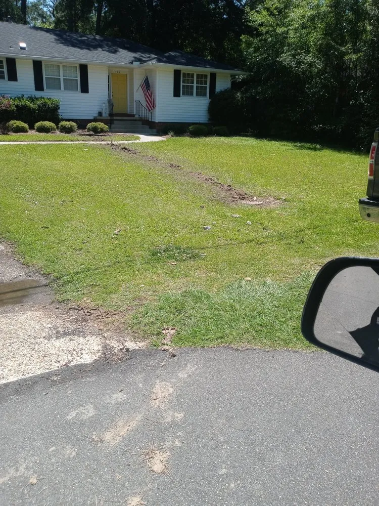 Slide of Dustie  Handyman