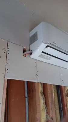 Dustin Fults Handyman Logo