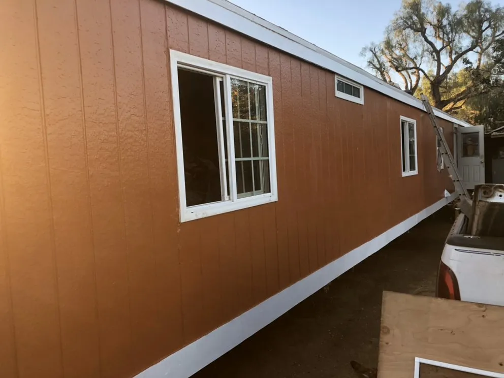 Slide of DW Mobile Maintenance