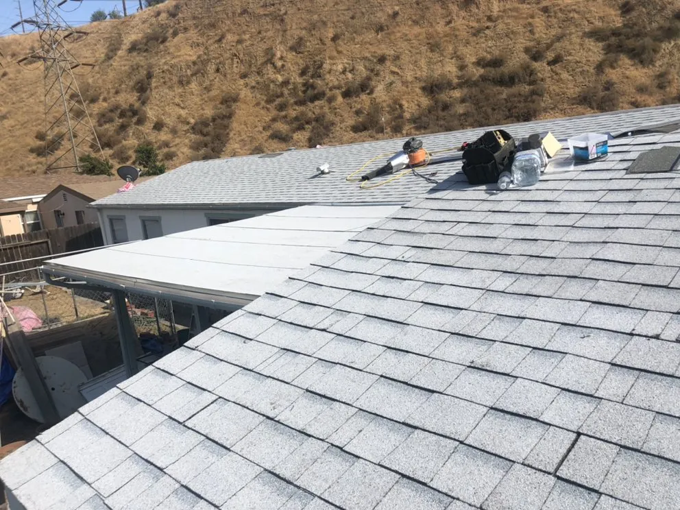 Slide of DW Mobile Maintenance