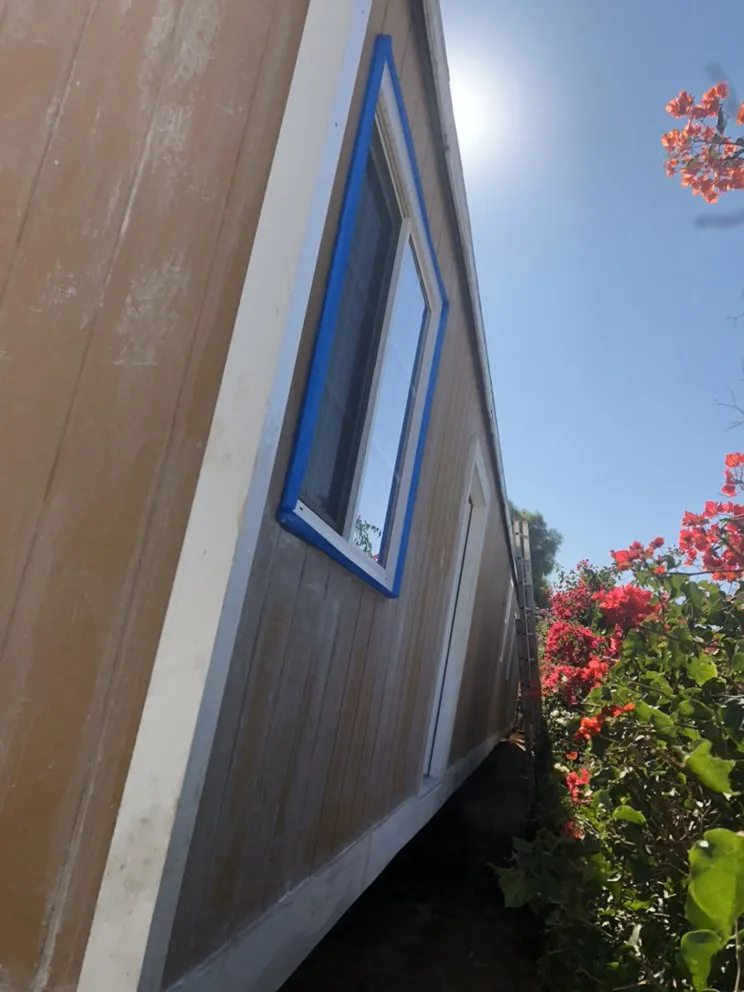 Slide of DW Mobile Maintenance