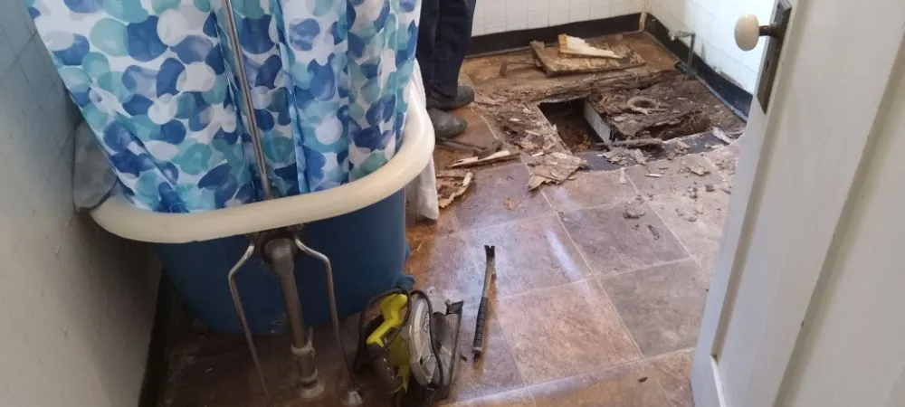 Slide of Dwaynes plumbing and handyman