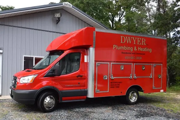 Dwyer Plumbing Logo