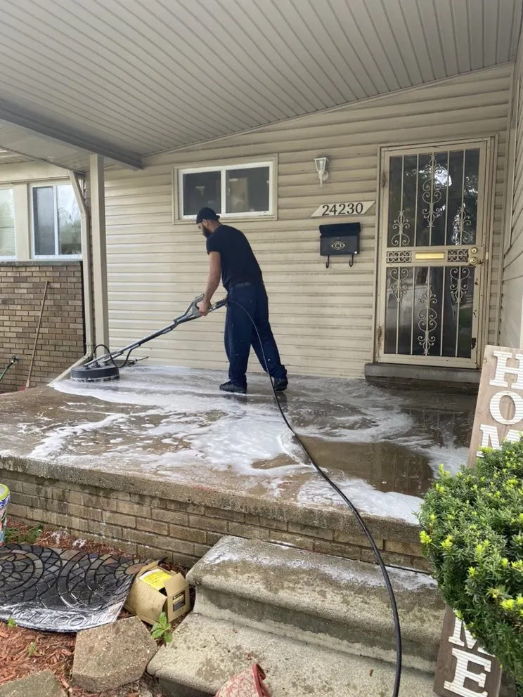 Slide of Dxd Services